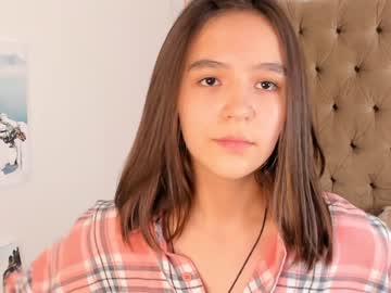 webcam girl catherineandrea capture image #2613458
