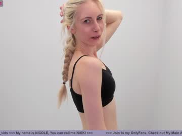 webcam girl girl_i_am capture image #1889163