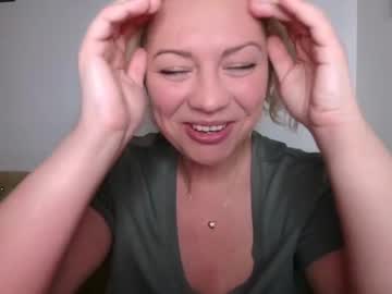 webcam girl kiradivine capture image #3328338