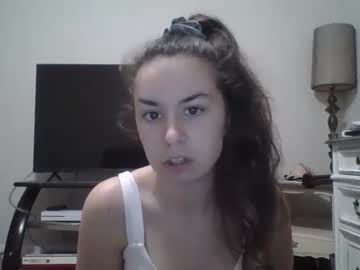 webcam girl bigbootytootie00 capture image #3850353