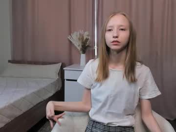 webcam girl lynetcheckley capture image #4088600