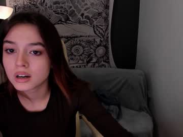 webcam girl makkiato capture image #1703670