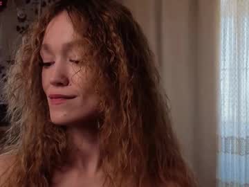 Cam for emiliyafox
