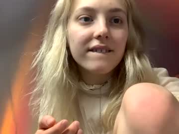 webcam girl holydori capture image #1395109
