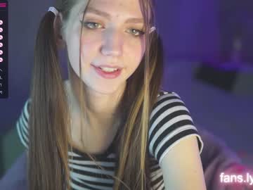 webcam girl angels_kiss capture image #3247657