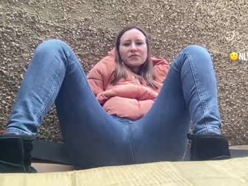 webcam girl eatmypie69 capture image #1451181