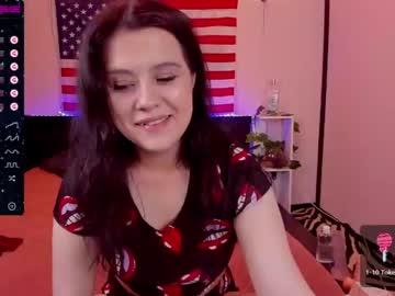 webcam girl sharlotte_gilbi capture image #2135725