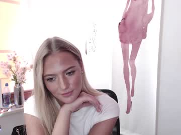 webcam girl shy_zorii capture image #1386073