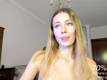 webcam girl oksanafedorova capture image #3755688