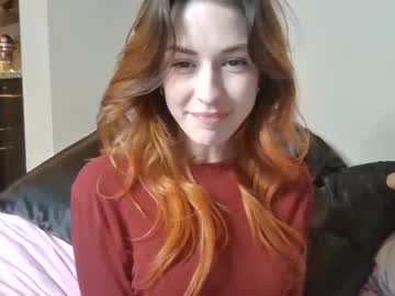 webcam girl milkywhiiite capture image #2339189