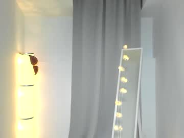 webcam girl lady__korloff capture image #389125