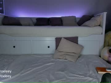 webcam girl roxy_blue_eyed_ capture image #1621868