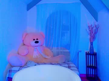 webcam girl littlee_kit1y capture image #2707722