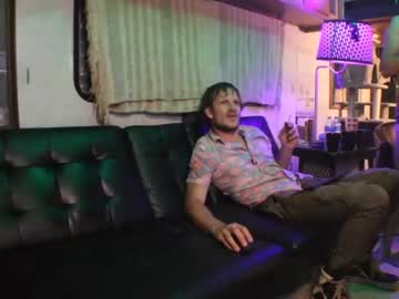 webcam man hollandhousestudios capture image #1520666