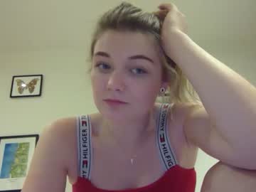 webcam girl redroseldn capture image #3750385