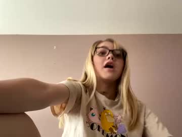 webcam girl madisonluvxoxo capture image #2493649