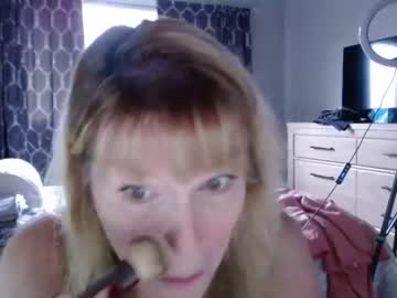 webcam girl daniluvs2 capture image #1459377