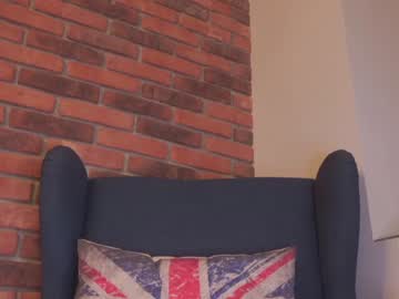 webcam girl aveksmr capture image #1691079