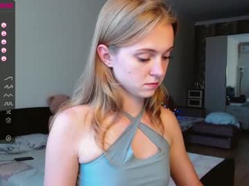 webcam girl shy_mirabel capture image #2651759