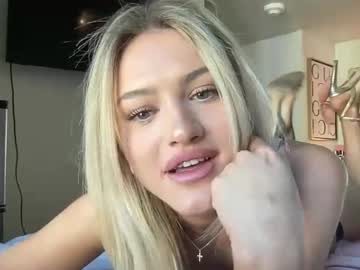 webcam girl ellaxxrose capture image #4051652