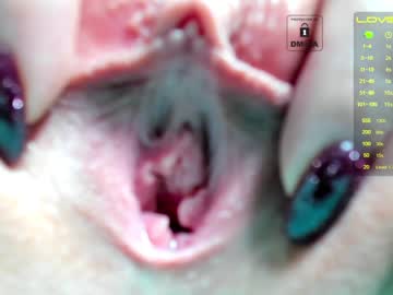 webcam girl _witch__ capture image #1012850