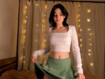 webcam girl amandamedrano capture image #3705901