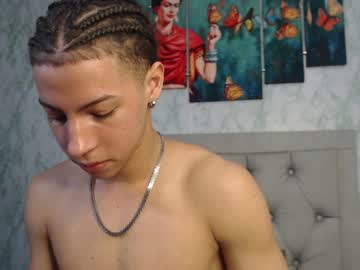webcam man eli_latin capture image #4015529