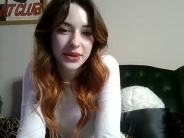 webcam girl milkywhiiite capture image #2384480