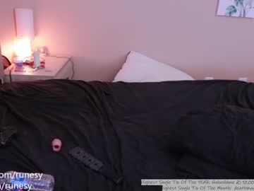 webcam girl runesy capture image #2267714