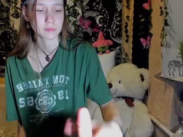 Cam for becky_luu_