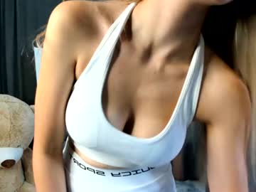 webcam girl krisskissss capture image #4030746