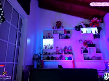webcam girl yesikasaenz capture image #1881182