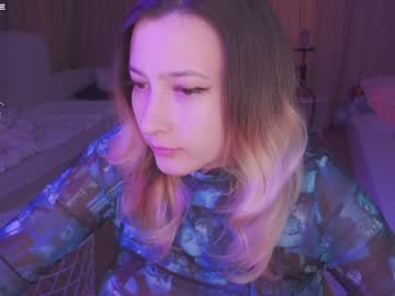 webcam girl aveksmr capture image #3029273