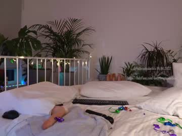 webcam girl _deepthroatgalactica capture image #1518351