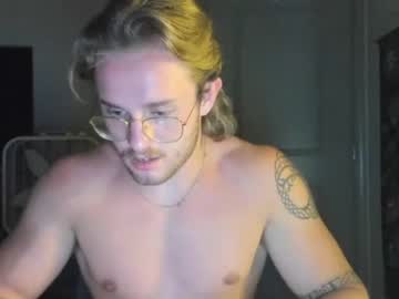 webcam man hungbull2001 capture image #4018811