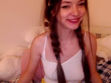webcam girl christine_horny capture image #421055