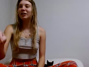 webcam girl lilruchi capture image #2754894