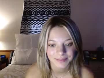 webcam girl lily_marieee capture image #3741080