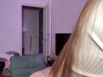 webcam girl strawberryjamx capture image #3527575