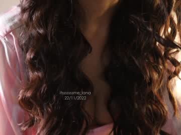 webcam girl itsssssssme_lana capture image #3156203