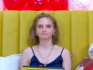 webcam girl nicolenelsons capture image #3995069