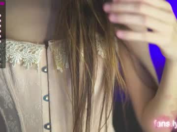webcam girl angels_kiss capture image #3233302