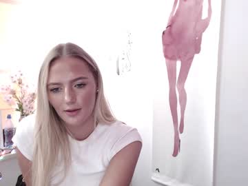 webcam girl shy_zorii capture image #1386139