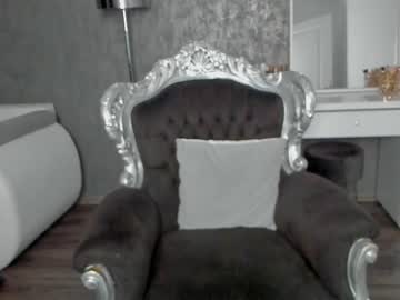 webcam girl moniqueeass capture image #1385750