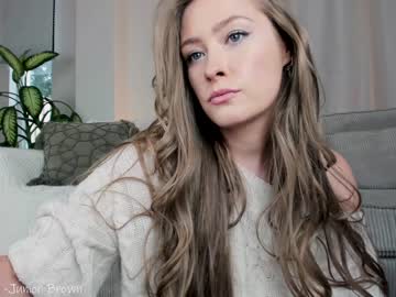 webcam girl x_lily_x capture image #2594798