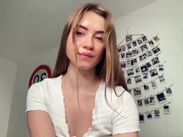 webcam girl strawberryjamx capture image #433192