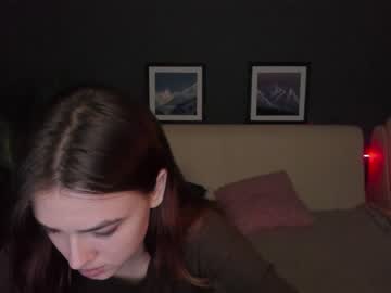 webcam girl makkiato capture image #1681706
