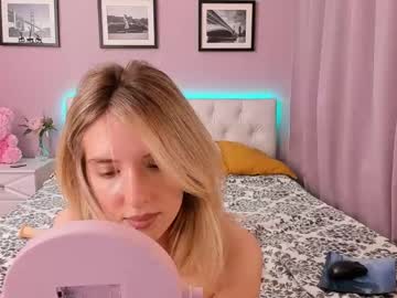 webcam girl patriciablair capture image #2198760