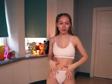 webcam girl aleksa_cutie capture image #1442512