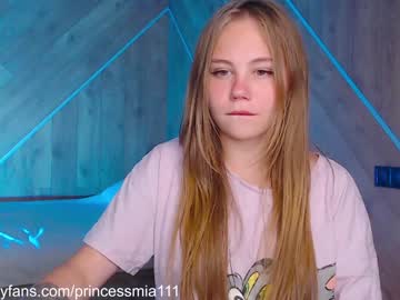 webcam girl little__princesss1 capture image #2035050